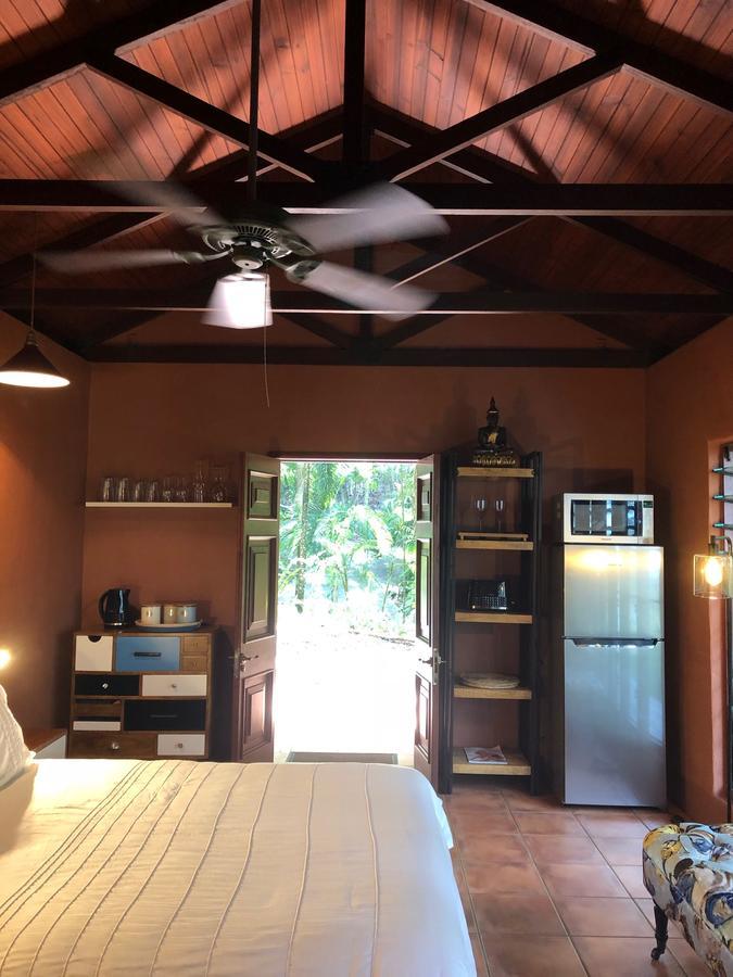 Gunnadoo Hut With Ocean Views And Jacuzzi Miallo